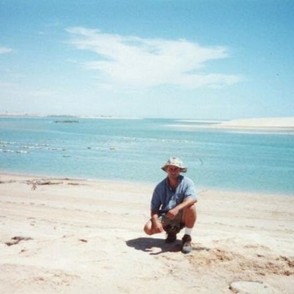 Meet your Posher, Pascualjrala - Picture 1 of 1